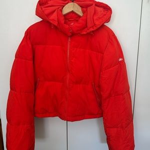 Alo yoga puffer jacket red excellent condition